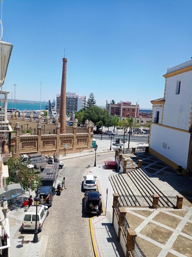 Apartamentos Plaza Santo Domingo Cádiz Exterior foto